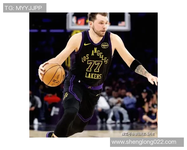 湖人豪取7连胜！东契奇34+12，新版三巨子诞生，两大问题点露出